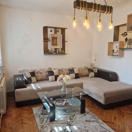 Z-Apartment In Трявна Экстерьер фото