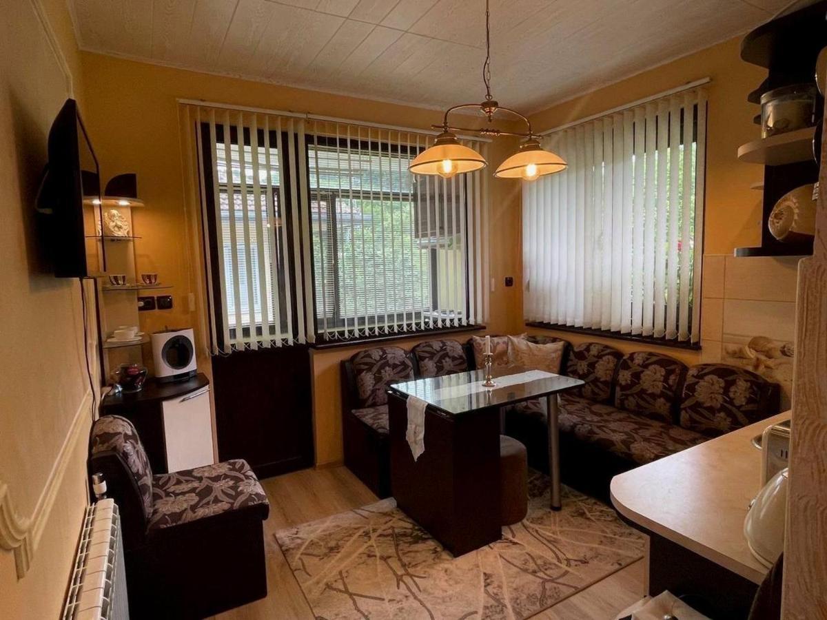 Z-Apartment In Трявна Экстерьер фото