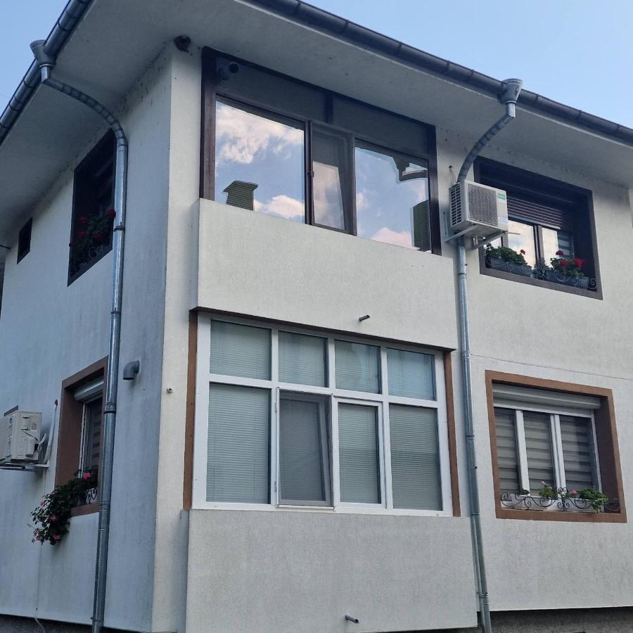 Z-Apartment In Трявна Экстерьер фото